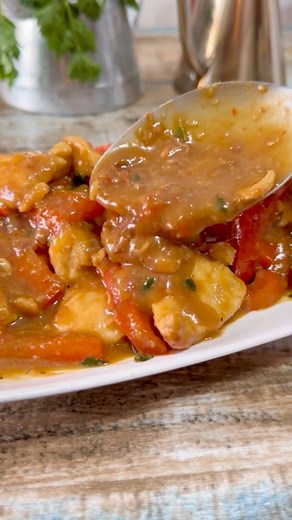 Pollo ai peperoni, spaziale! #fblifestyle | Rossella in padella, il blog di Rossella Cosentino