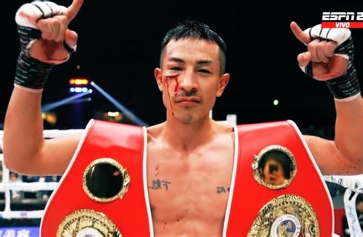 Boxing world title fight turns into bloodbath with both fighters sustaining horror cuts before punishing stoppage