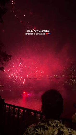 Health and happiness to you all in the new year ❤️ #nye #happynewyear2026 #newyear #brisbane #fireworks