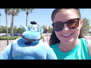 Genie Surprises Aladdin and Jasmine (Disney Meet and Greets)