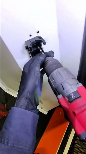 Fire extinguisher install