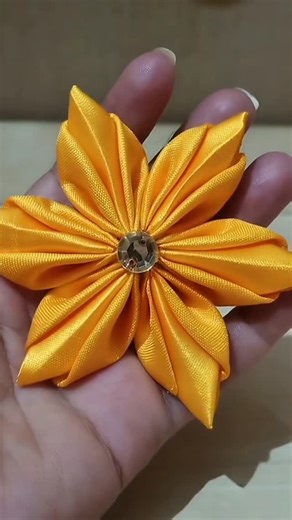 Ribbon Arts on Instagram: "Easy DIY Ribbon Craft Tutorial Step by Step #DIY #craft #handmade #flowers"