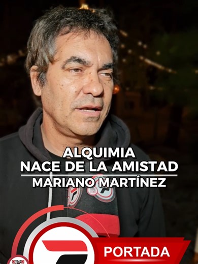 Alquimia brilló en Soto Bosque con una noche de clásicos y complicidad musical El proyecto musical Alquimia, integrado por tres referentes del rock rioplatense, ofreció un destacado espectáculo el pasado viernes, donde repasaron parte de sus trayectorias y mostraron nuevas composiciones. El trío está conformado por Mariano Martínez (Ataque 77), Guzmán Mendaro (Hereford) y Alejandro Spuntone (La Trampa), tres músicos cuyas bandas dejaron una marca significativa en la escena del rock de la región.