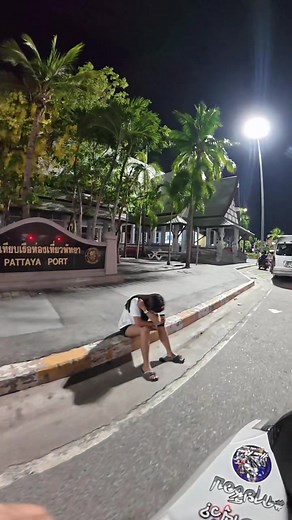 ไหวไหมเนี่ย!!! #แวอายู้ว #ไม่สนิทบิดหมด #pattaya #Bolt #fyp | bolt