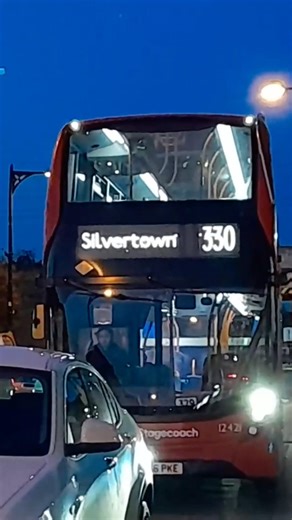 Bus Route 330 *Stagecoach* at Wanstead Park #explore #londonbus #foryou #tfl #travel #shorts