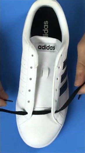 You’re Lacing Your Shoes Wrong #sneakers #shoes #fashion #fashionstyle #laceshoes #adidas