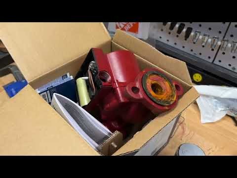 Replacing a (discontinued) Grundfos UPS15-58FC Circulation Pump with the New UPSe 15-58 - S09E242