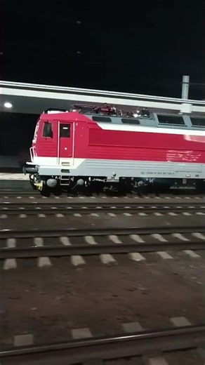 SLOVAKIA RAILWAYS Odchod vlaku R 730 ZSSK a.s.