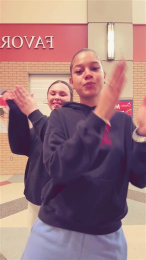 Explore the Latest TikTok Dance Duo Trends