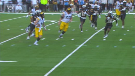 Iowa QB Brendan Sullivan nearly scores miraculous TD