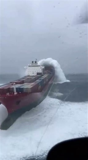Mayday! Container Ship Battles Monstrous Waves #StormAtSea #ContainerShip #MaritimeSafety