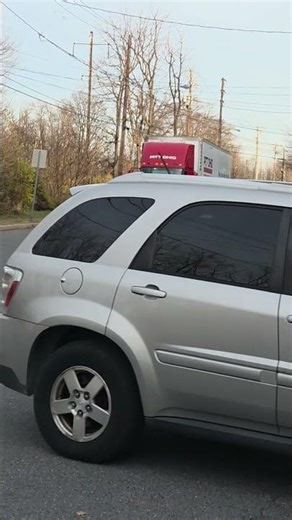 Mack Pinnacle driving with unknown airhorn to station in Mount joy pa