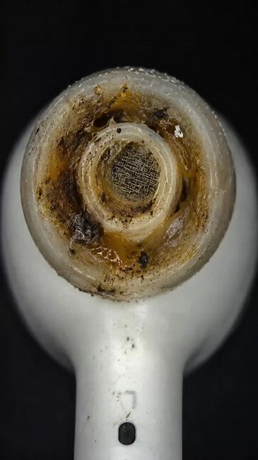 Ultra satisfying deep cleaning of clogged in-ear earbud