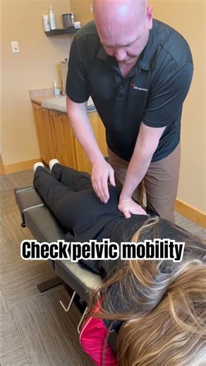 Chiropractor Pelvis Adjustment #chiropractic #chiropractor #lowbackpain