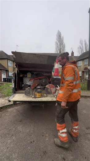 Safe Cutting Techniques for Slabs and Tarmac
