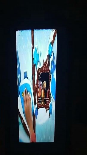 later on: Zoboomafoo next: The Wiggles Sprout split screen credits