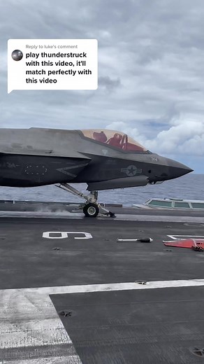 Replying to @luke it really does work perfect #f35lightning #fighterjet #military #aircraftcarrier #ussabrahamlincoln #takeoff #navy #doingcoolstuff #jet #flying #f35 #acdc #thunderstruck #acdcthunderstruck #whatalife