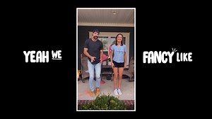 Now we really can be #FancyLike on date night! Starting today, Applebee's Grill & Bar has officially brought back the Oreo Cookie Shake...see you there 🤩 #ad | Walker Hayes