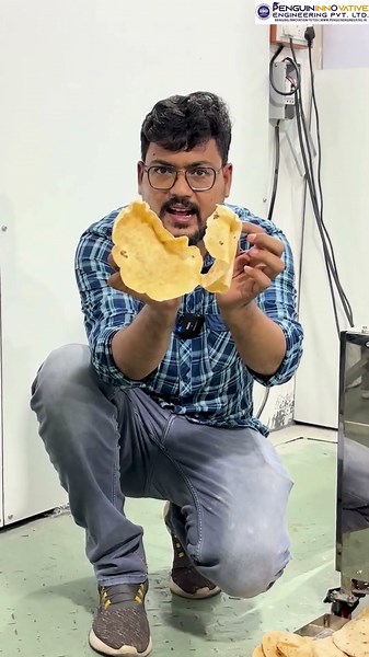 300 Rotis/Hour! Automatic Electric Roti Machine 🔥 #shorts #kitchenhacks