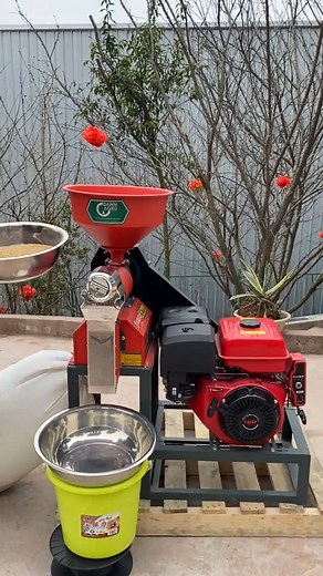 1.3M views · 10K reactions | 250-300 kg/hour.Suitable for various...