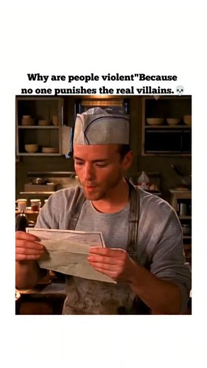 ClipVerse on Instagram: "🎬Malcolm in the Middle (2000–2006) Genre: Comedy, Family Creator: Linwood Boomer Starring: Frankie Muniz, Bryan Cranston, Jane Kaczmarek, Justin Berfield ⸻ Summary Malcolm in the Middle follows Malcolm, a gifted but deeply frustrated child growing up in a loud, dysfunctional, working-class family. Constantly breaking the fourth wall, Malcolm narrates the chaos of life with his reckless brothers and domineering, fiercely honest mother, Lois. The series blends sharp, fast