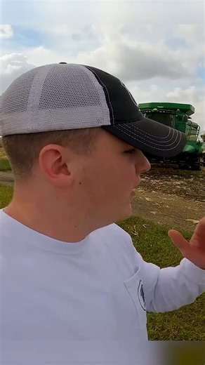 Unloading our corn into semis for the first time #cornfields #corn #combine #harvest #semi | This'll Do Farm
