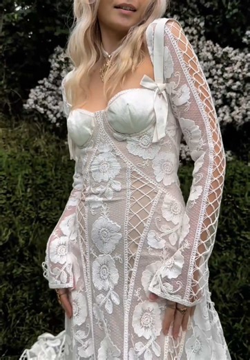 Vintage Charm 🤍🕊️ The Solange gown is a romantic dance of texture and form. Paired with the Solange sleeves, this bridal look is a perfect floral lace dream. Want to try Solange on? Find your nearest Rue retailer through the link in our bio! #RueDeSeine #weddingdress #bridal #lace #bridetobe