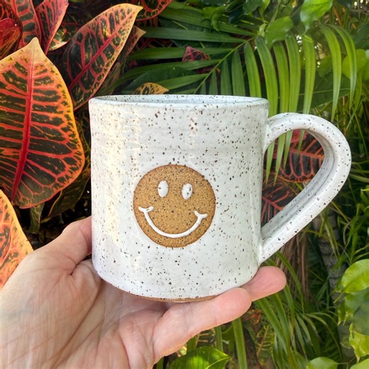 Retro Smiley Face Mug: Modern Ceramic Coffee Cup - Etsy
