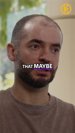 AI vs. Humans: Who Learns Better? The Evolution of Intelligence #shorts