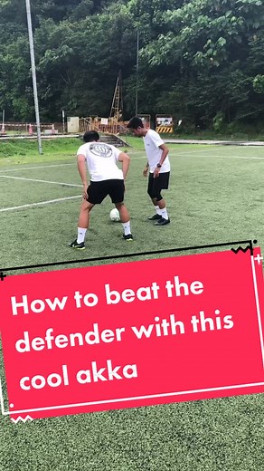 Beat the def with this cool skill ! #soccerskill #soccertraining #tpfsingspore #footballskills #skilltutorial #footballtutorial #learningisfun #fyp