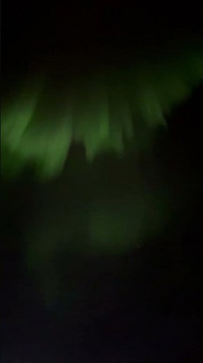 【フィンランド】大晦日の夜に夜空に舞うオーロラ@サーリセルカ