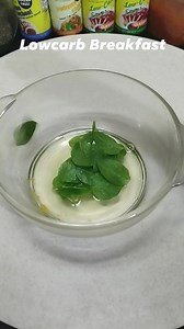 Fast and easy very healthy high protein lowcarb breakfast 🥰 #lowcarb #lowcarbbreakfast #lowcarbdiet #breakfastideas #lowcarbbreakfastidea #lowcarbbreakfastmeal #lowcarbideas #lowcarbmealideas #highlightseveryone #reelsvideoシ #viralreelsfbpage #fypシ゚viralシ #fbreelsfypシ゚viral #fbreels #fbreelsvideo #reelsviralfb #viralreelsfb #reelstrending #LCIF #LCIFJourney #ketodiet #ketorecipes #lowcarbrecipes | Low Carb Yarn