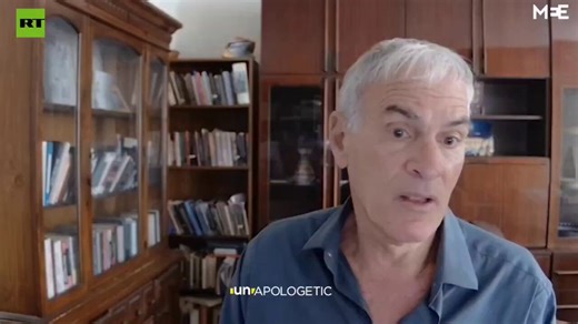 الأستاذ نورمان فينكلشتاين:"إسرائيل الآن مجنونة.""لم ينجح الأمر مع إيران، ولذلك فهو يدمر لبنان تماماً الآن.""إنها في حالة جنون تام.""لقد قلت هذا لسنوات. والآن أصبح هذا هو الرأي السائد.""إسرائيل دولة مجنونة. مجتمع مجنون."