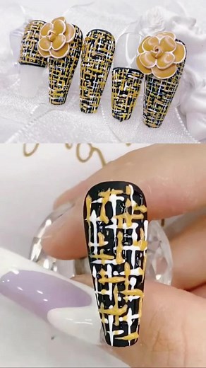 I love channel style nail art#nailart #channel #channelnails #channelnailset #nailpaintinghack #nailarttutorial #nailflowerart #nailtipsandtricks #naildesigns #newnailscheck #naildesigns #luxurynailsdesign #nailartist