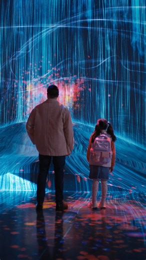 二十世紀影業 on Instagram: "好評橫掃國際影展 年度銀幕暖心電影 出租的人際關係 開展了最真切的炙熱連結 布蘭登費雪繼《我的鯨魚老爸》再創生涯代表作 《#日租家庭》2/6-2/8 提前限量出租 2/13(五) 農曆新年 全台溫暖獻映 #金獎製造機 #探照燈影業 2026年感人力作 《#怒嗆人生》導演 #宮崎光代 #Hikari 刻劃人心最新作品 搶先看預告 https://www.youtube.com/watch?v=FTsEhUaRhB0"