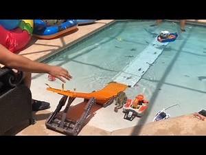 HOT WHEELS & MATCHBOX IN THE POOL
