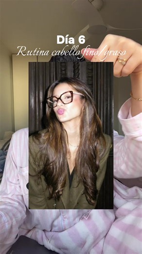 Todo bien explicadito como nos gusta🩷 os he grabado makeup tutorial, lo subiré mañana os amo💘💘💘💘 #haircareroutine #brunette #parati #pelo #chicas @Redken Pro @L’Oréal Professionnel @Garnier ES @Mielle Organics @Vichy Laboratoires