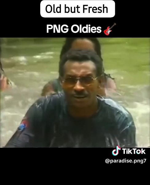 PNG Oldies: Saugas Band from Oro Province