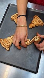 Christmas Tree Cinnamon Rolls! Sweet tree treats 🎄🤎 | Chefclub GruB
