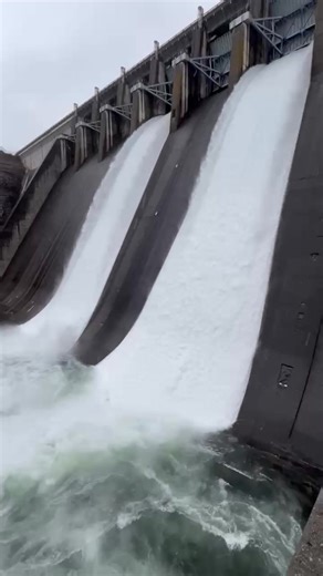 This morning, USACE Little Rock District engineers opened two spillway gates at Beaver Dam to evacuate flood storage from recent heavy rainfall in the region. The spillway release is around 1,700 cubic feet per second. This release is less than a release from running one generator. Both hydropower units are currently offline for maintenance. Flood risk management lakes work by capturing runoff in their flood pools during heavy rain. After rivers downstream begin receding, water is released in a 