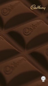 Classic creamy chocolate now with crunchy Oreo biscuits and vanilla créme. Cadbury Oreo | Cadbury Dairy Milk