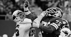 Former football Cardinals lineman Conrad Dobler dies at 72