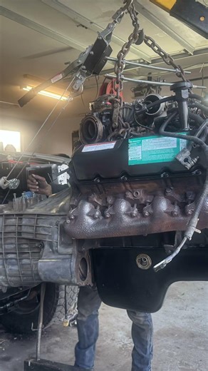 Installing the heart in the 7.3 Powerstroke.