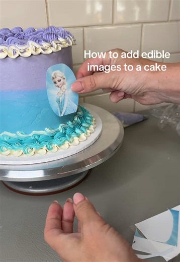 How to Apply Edible Images to Cake