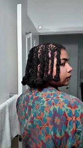Another twist out tutorial. Still my favorite way to curl my hair #microlocs #twistout