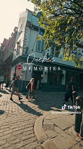 La ciudad de Quebec en Canadá🇨🇦,es famosa por su casco antiguo, que es Patrimonio de la Humanidad por la UNESCO, con calles adoquinadas y edificios históricos. Yam Travel la disfruta 3 días en su Excursión Canadá y Alaska. Yam Travel el Mundo en tus manos. . . . . #quebec #luxurytravel #canada#yamtravel #quebectiktok