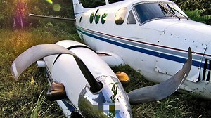 560K views · 4.2K reactions | Horrifying Plane Landings - AirCraft Crash - Helicopter Accident | Trinity Maxwell | Facebook