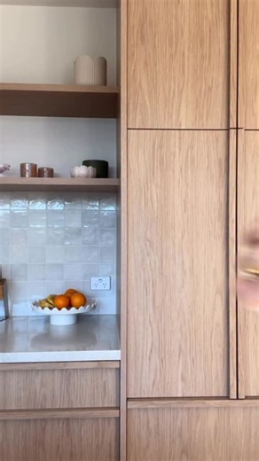 GINGERBREAD MAN RECIPE 🎄 A festive classic, made with simple, wholesome ingredients and plenty of cosy spice. Perfect for baking with little hands, gifting, or enjoying fresh from the oven 🤎 What you need: • 1½ cups Bob’s Red Mill gluten-free flour • ½ tsp baking powder • ½ tsp baking soda • ½ tsp salt • 3 tsp ground ginger • 2 tsp cinnamon • ½ tsp ground cloves • ½ tsp cardamom • 1 tbsp coconut sugar • ¼ cup molasses • ⅓ cup apple purée • 4 tbsp coconut oil How to: 1. Preheat oven to 150°C an