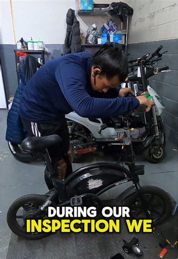 Jetson Bolt Pro back in action! 🔧 Repaired a damaged throttle, tightened the handlebar post, and fine-tuned the brakes for a smooth and safe ride. Ready to hit the road again! #EBikeRepair #JetsonBoltPro #SmoothRides #CJbikes #EBikeFix #ScarboroughBikeShop#EBikeFix #scarboroughbikeshop #EBikeMechanic #TorontoBikeShop #ebiketoronto