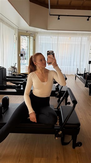 Alexa Hendricks on Instagram: "I’m so obsessed @roweplasticsurgery @bes_skin I’m so obsessed. I can’t thank you enough for the most perfect natural lips😭😭💘"